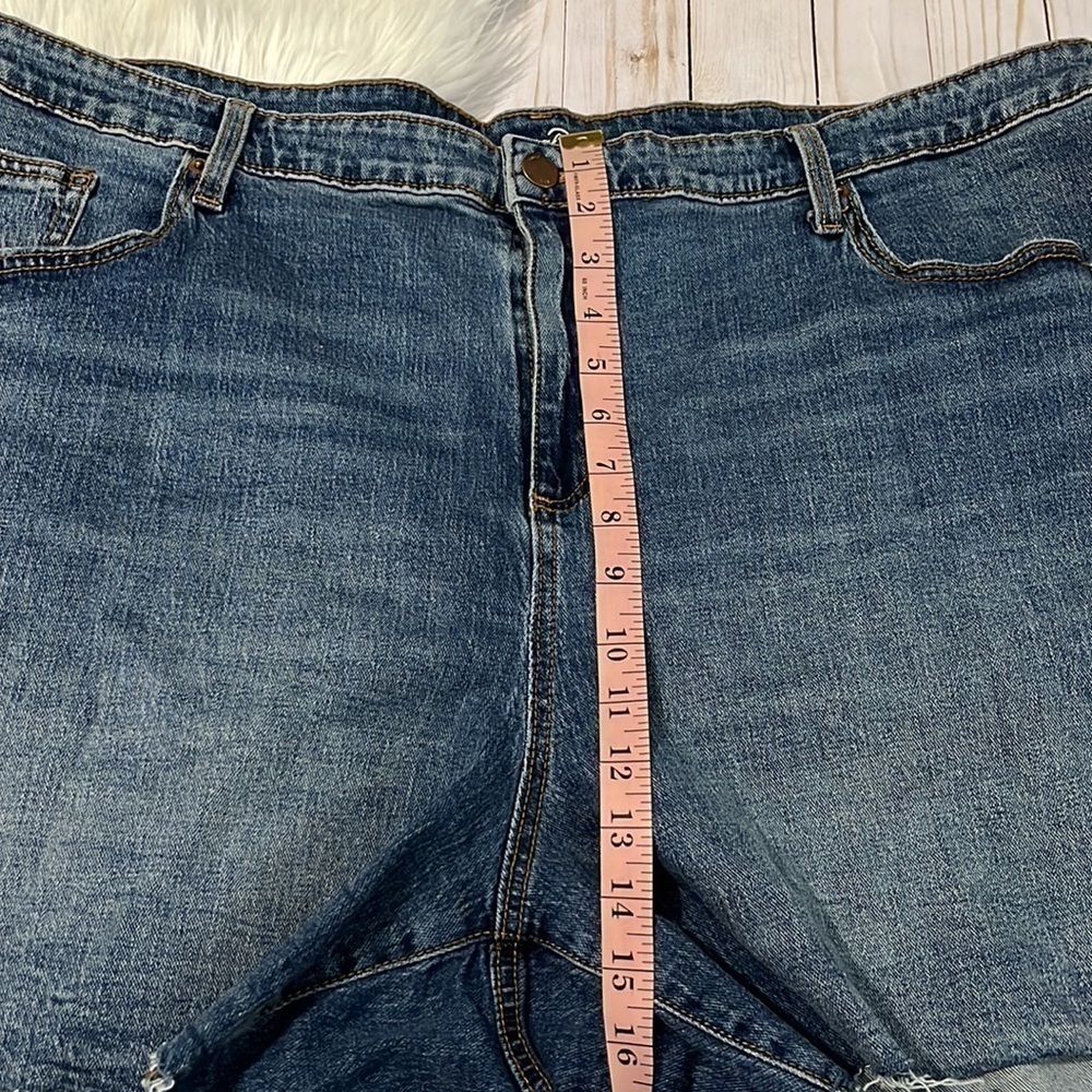 Universal Thread Shorts Size 26 W. NWOT - Picture 8 of 10